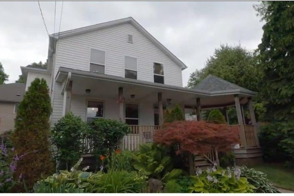 Garden 2 Storey House Niagara Falls Exterior foto